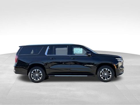 New 2026 Chevrolet Suburban LT w/ Comfort Package image 13