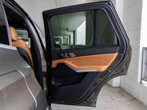 New 2026 BMW X5 sDrive40i image 23