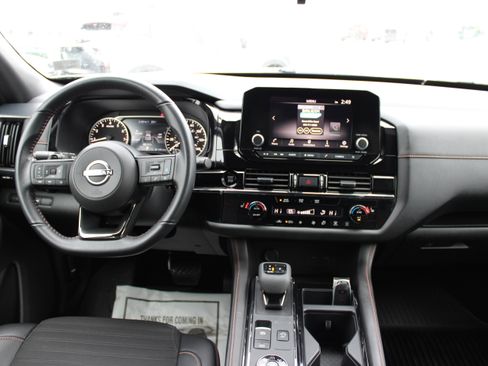 Certified 2025 Nissan Pathfinder Rock Creek image 19