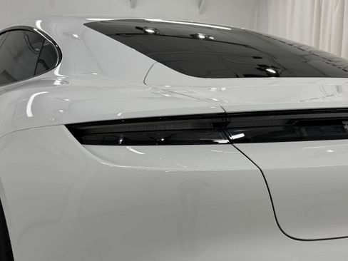 Certified 2023 Porsche Taycan 4S image 18