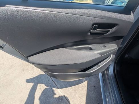 Used 2022 Toyota Corolla LE FWD image 46