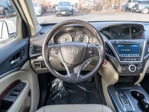 Used 2020 Acura MDX SH-AWD image 11