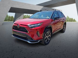 Certified 2025 Toyota RAV4 XSE w/ Premium Package AWD/4WD video 2