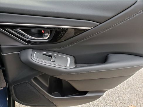 Used 2025 Subaru Outback Touring w/ Tech Package 3 image 18