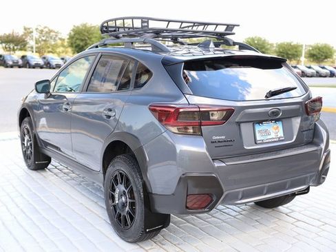 Used 2020 Subaru Crosstrek 2.0i Premium w/ Popular Package #2 image 3