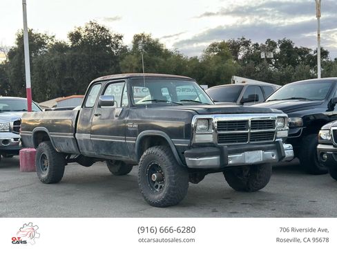 Used 1993 Dodge D/W Truck 250 AWD/4WD image 1
