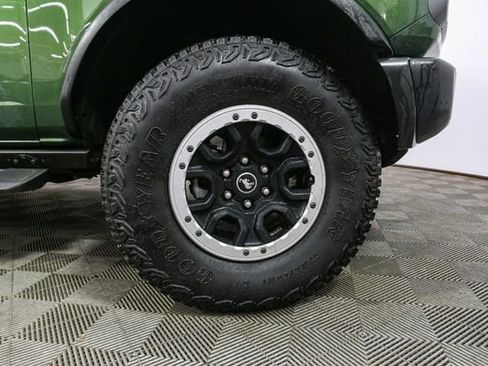 Used 2025 Ford Bronco Badlands w/ Sasquatch Package image 14