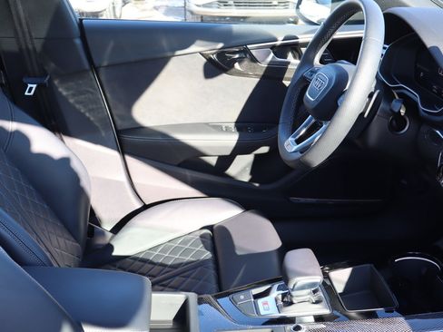 Used 2024 Audi S5 Premium Plus w/ Premium Plus Package image 17