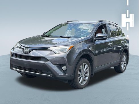 Used 2017 Toyota RAV4 Limited FWD image 2