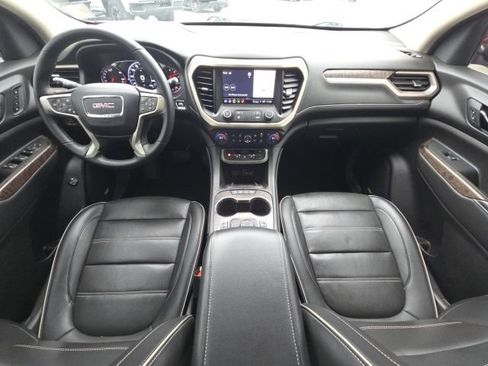 Used 2023 GMC Acadia Denali w/ Denali Technology Package image 30