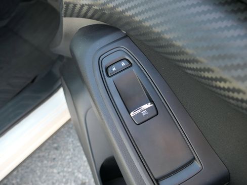 Certified 2025 Subaru Ascent Premium image 24