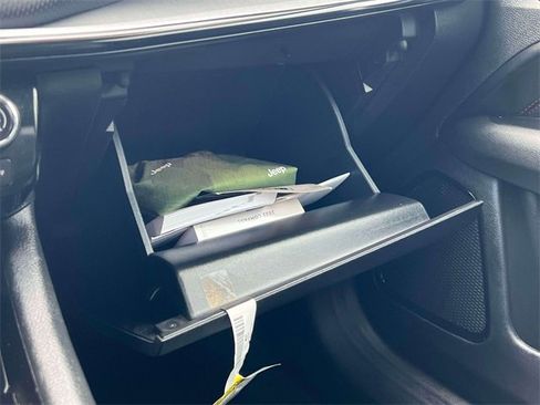 Used 2022 Jeep Compass Trailhawk w/ Trailhawk Elite Group image 33