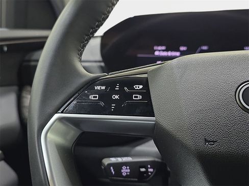 Used 2025 Audi Q5 Premium Plus w/ Premium Plus image 18