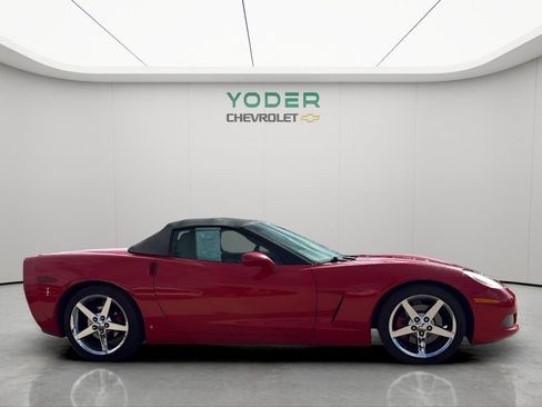 Used 2007 Chevrolet Corvette Convertible w/ Preferred Equipment Group RWD image 4