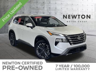 Used 2025 Nissan Rogue SL w/ Tech Package