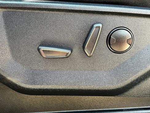 Used 2022 Ford F150 XLT w/ Equipment Group 302A High image 35