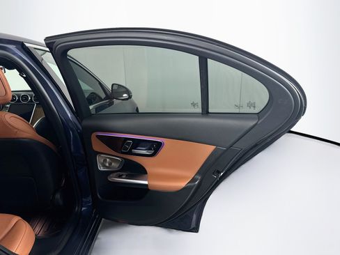Used 2024 Mercedes-Benz C 300 Sedan image 32