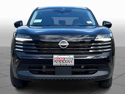 New 2025 Nissan Kicks SV image 3