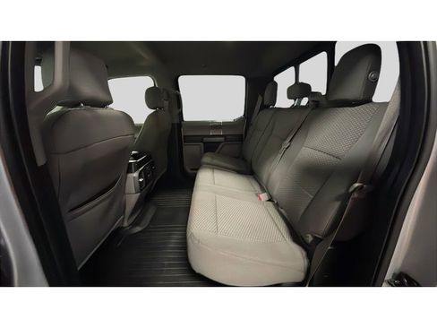 Used 2015 Ford F150 XLT w/ Equipment Group 302A Luxury image 15