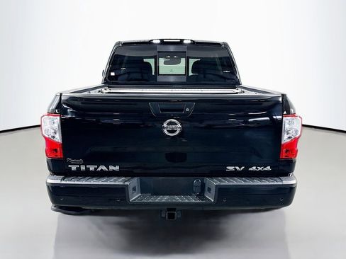Used 2021 Nissan Titan SV w/ SV Convenience Package AWD/4WD image 6