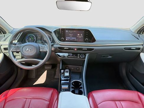 Used 2022 Hyundai Sonata Blue FWD image 16