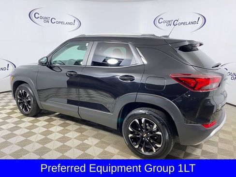 Certified 2023 Chevrolet TrailBlazer LT w/ Convenience Package FWD image 4