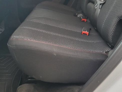 Used 2017 Chevrolet Equinox LT w/ Convenience Package image 38