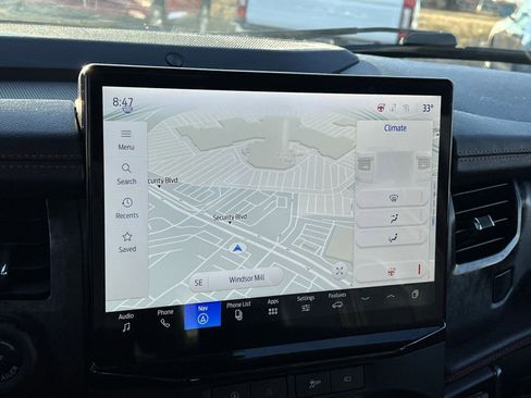 Used 2023 Ford Expedition Limited image 20