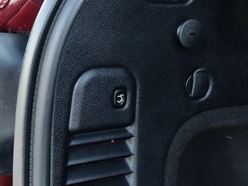 Used 2020 Jeep Grand Cherokee Limited w/ Premium Lighting Group image 32