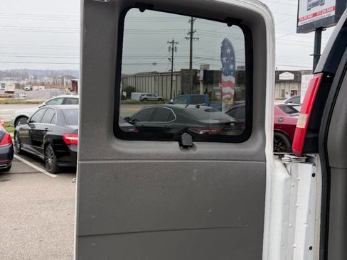 Used 2013 Chevrolet Express 3500 LT w/ LT Preferred Equipment Group image 31