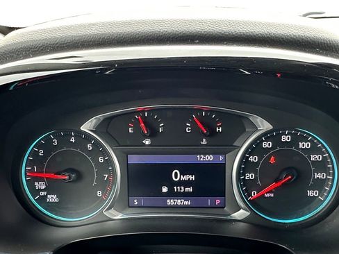 Used 2020 Chevrolet Traverse LT image 13