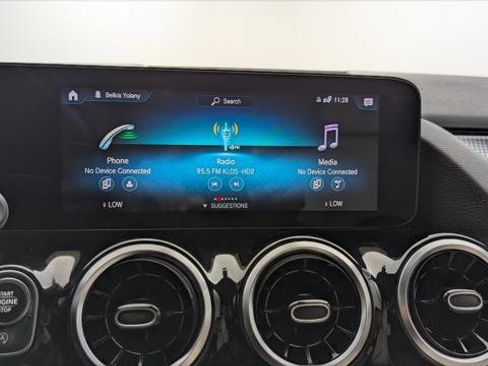 Used 2022 Mercedes-Benz GLA 250 w/ Premium Package image 26