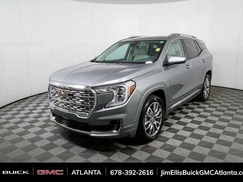 Used 2024 GMC Terrain Denali w/ Denali Premium Package AWD/4WD image 27