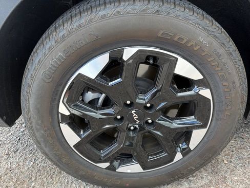 Used 2025 Kia Sorento S w/ Panoramic Sunroof Package FWD image 10