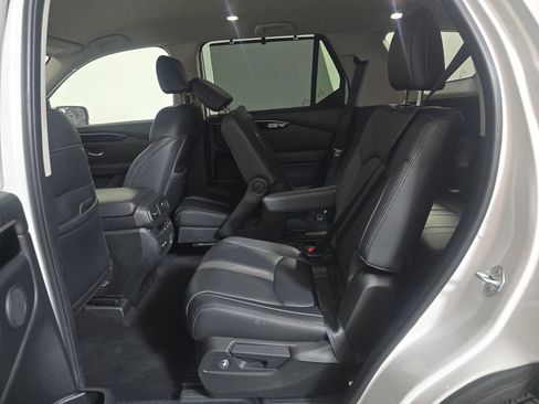 Used 2023 Honda Pilot EX-L image 17
