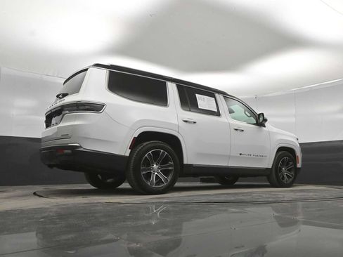 Used 2022 Jeep Grand Wagoneer Series I AWD/4WD image 41