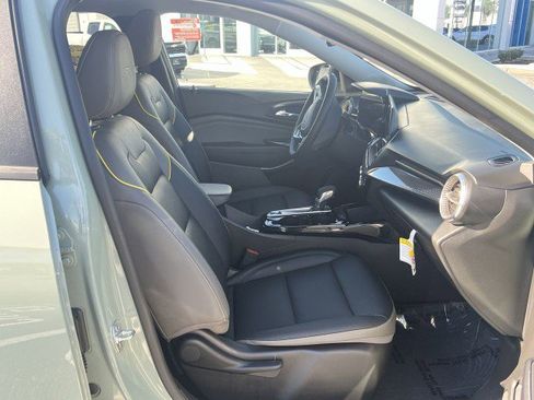 Used 2025 Chevrolet Trax ACTIV w/ Driver Confidence Package image 27
