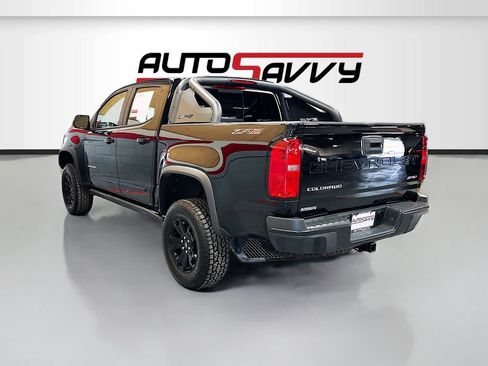 Used 2021 Chevrolet Colorado ZR2 w/ ZR2 Midnight Special Edition AWD/4WD image 5