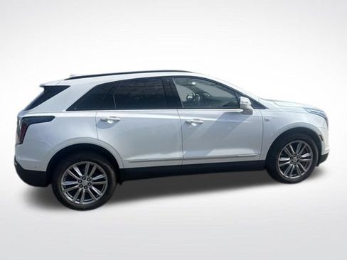 Certified 2025 Cadillac XT5 Sportv w/ Technology Package AWD/4WD image 5