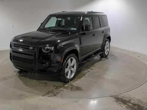 New 2026 Land Rover Defender 110 X-Dynamic SE image 1