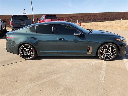 Used 2022 Kia Stinger GT1 image 5
