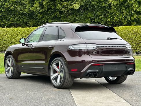 Certified 2025 Porsche Macan GTS AWD/4WD image 3