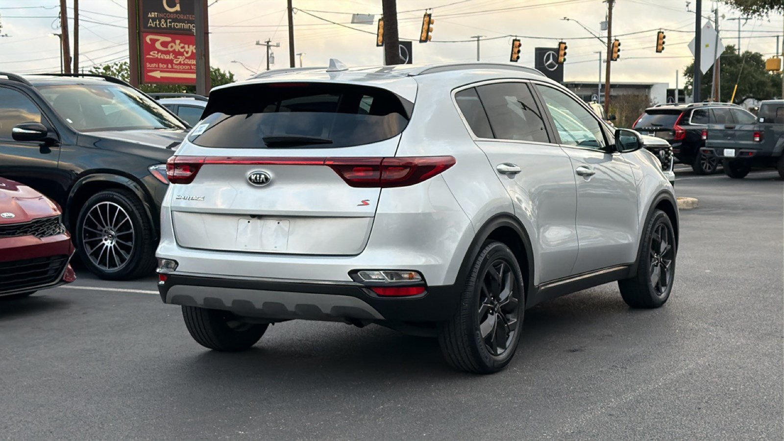 Used 2020 Kia Sportage S FWD image 4