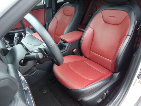 Used 2025 Kia K4 GT-Line w/ GT-Line Premium Package FWD image 25