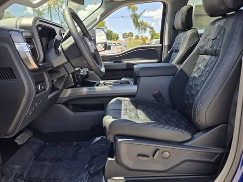 New 2026 Ford F250 Lariat w/ Black Appearance Package AWD/4WD image 13