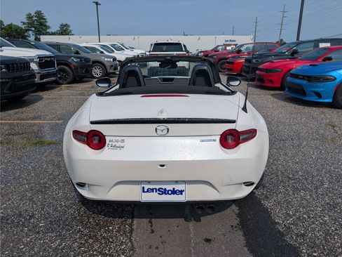 Used 2025 MAZDA MX-5 Miata Club RWD image 6