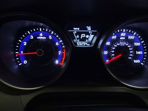 Used 2016 Hyundai Elantra SE FWD image 23
