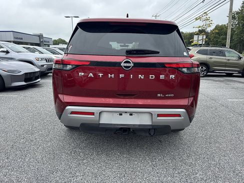 Certified 2024 Nissan Pathfinder SL w/ SL Premium Package AWD/4WD image 4