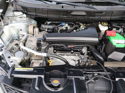 Used 2016 Nissan Rogue S AWD/4WD image 38