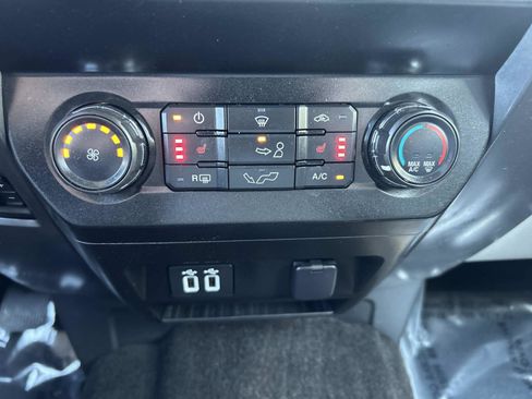 Used 2019 Ford F150 XLT w/ Equipment Group 302A Luxury image 28